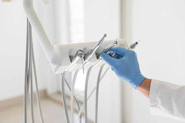 24/7 Emergency Teeth Whitening experts in Harris Hill, NY